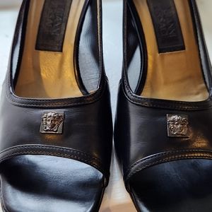 Gianni Versace NEED REPAIR Logo Sandal Pumps Size 35.5 or 5 1/2